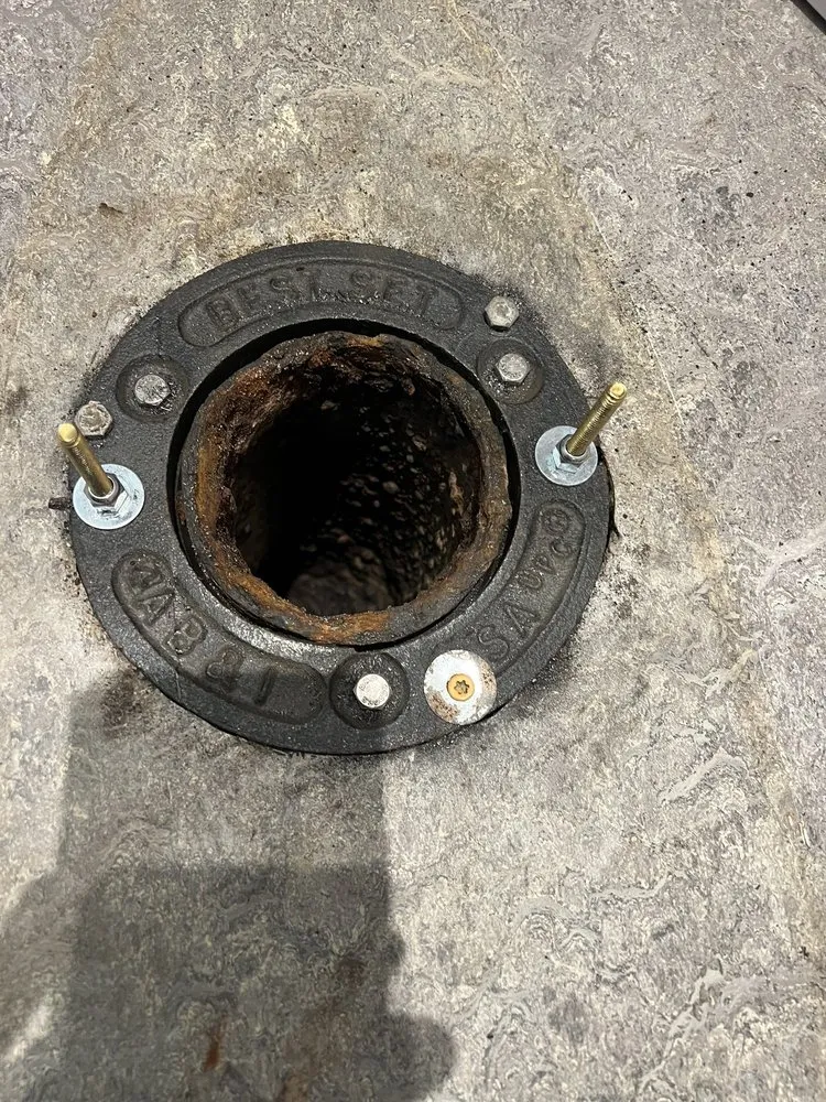 Slide of Safari Plumbing & Rooter