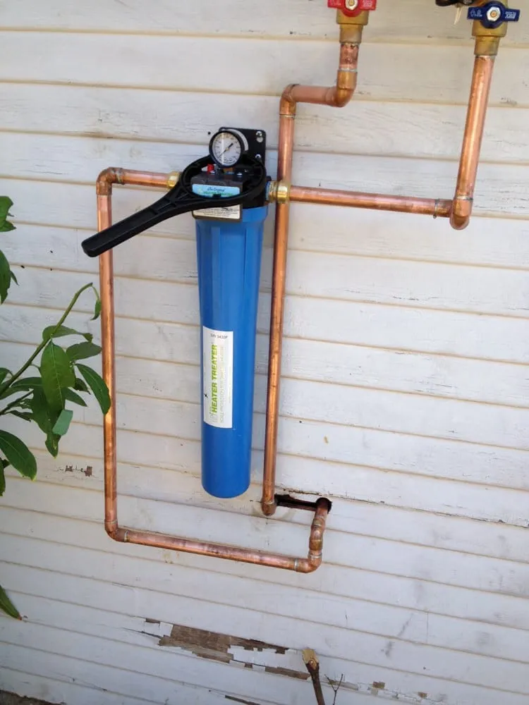 Emergency pipe repair service in Paramount, CA - Safari Plumbing & Rooter