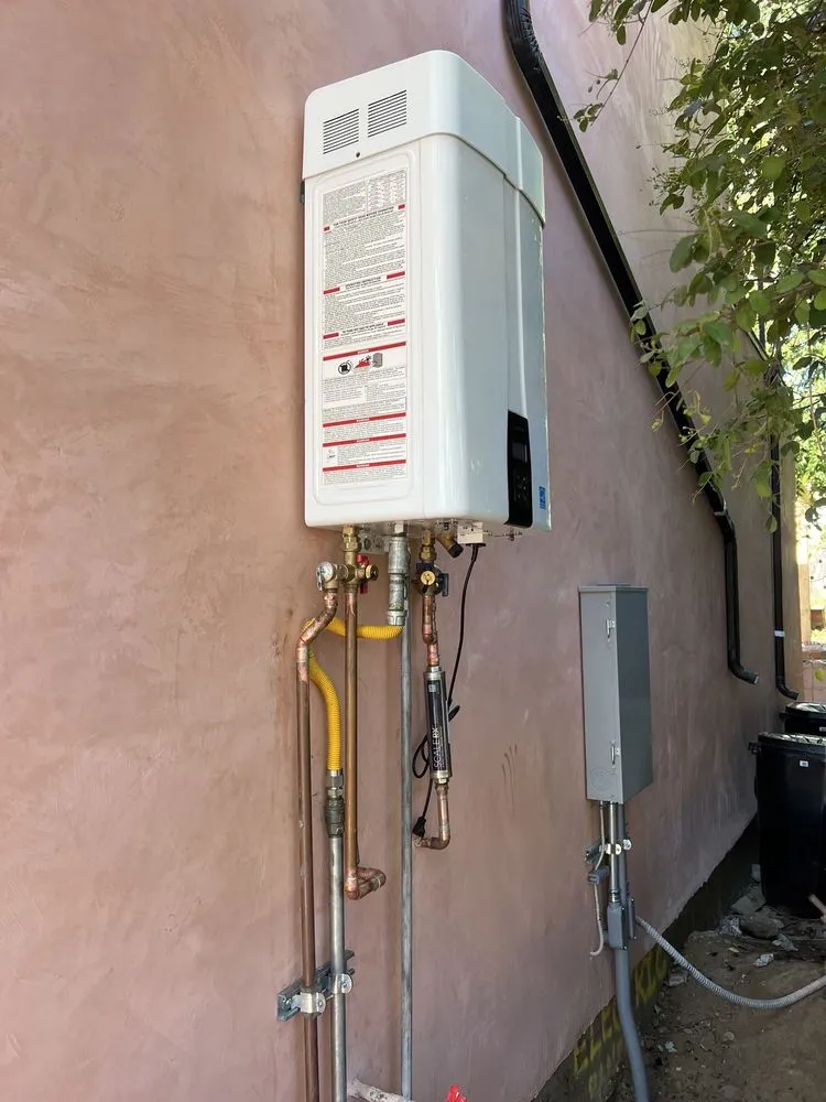 Slide of Safari Plumbing & Rooter