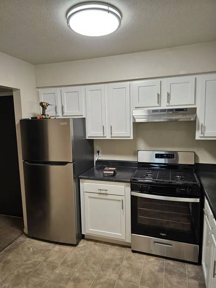 Slide of Sage & Cedar Contracting Service