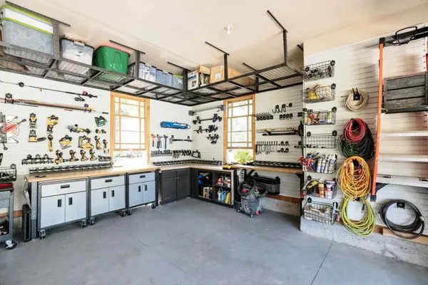 Saint Joe Handyman