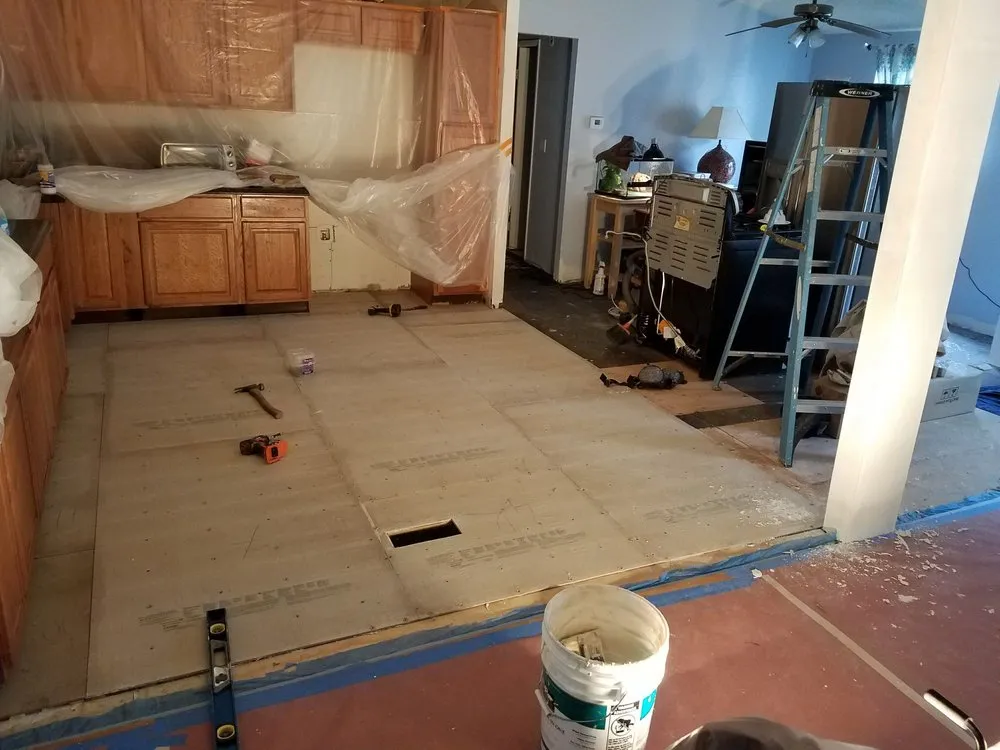 Slide of Sal Handyman