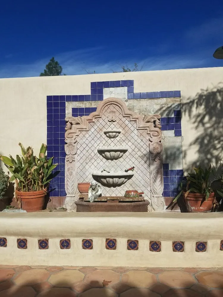 Slide of Sal Handyman