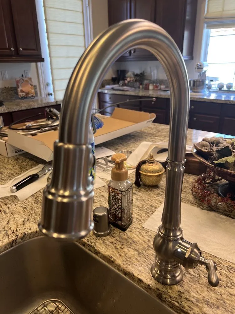 Expert water heater service experts serving Fontana, CA - Salomon's Plumbing