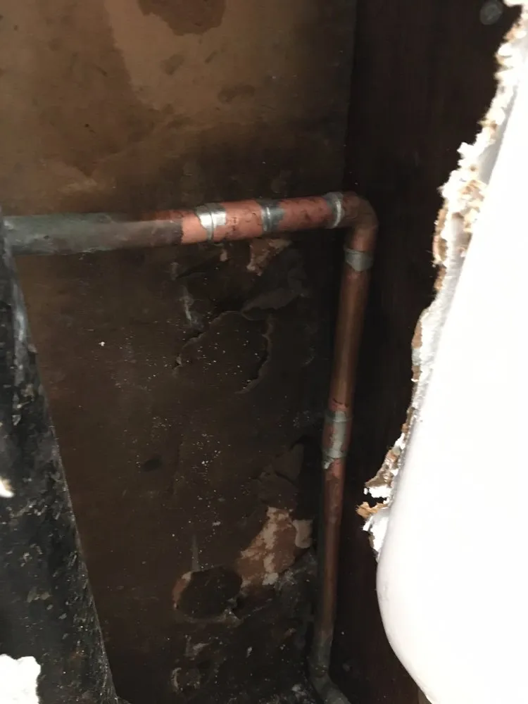 Slide of Sal's Plumbing-El Segundo/LAX