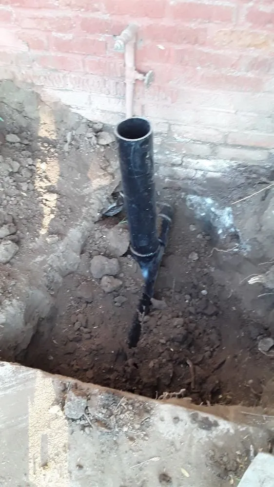 Slide of Salvador's Plumbing