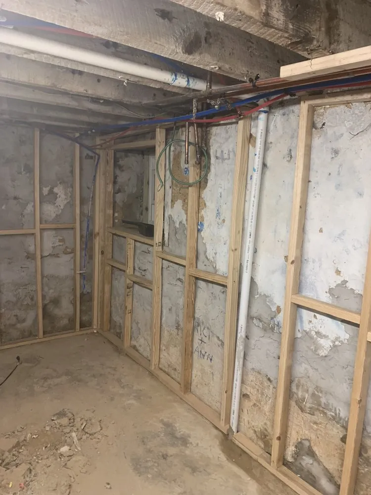 Slide of Sam stream’s plumbing