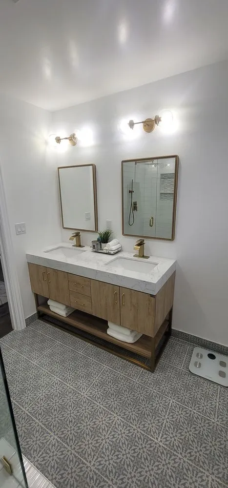 Slide of Sama's Construction