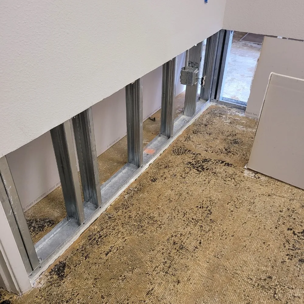 Slide of Samayoa Construction