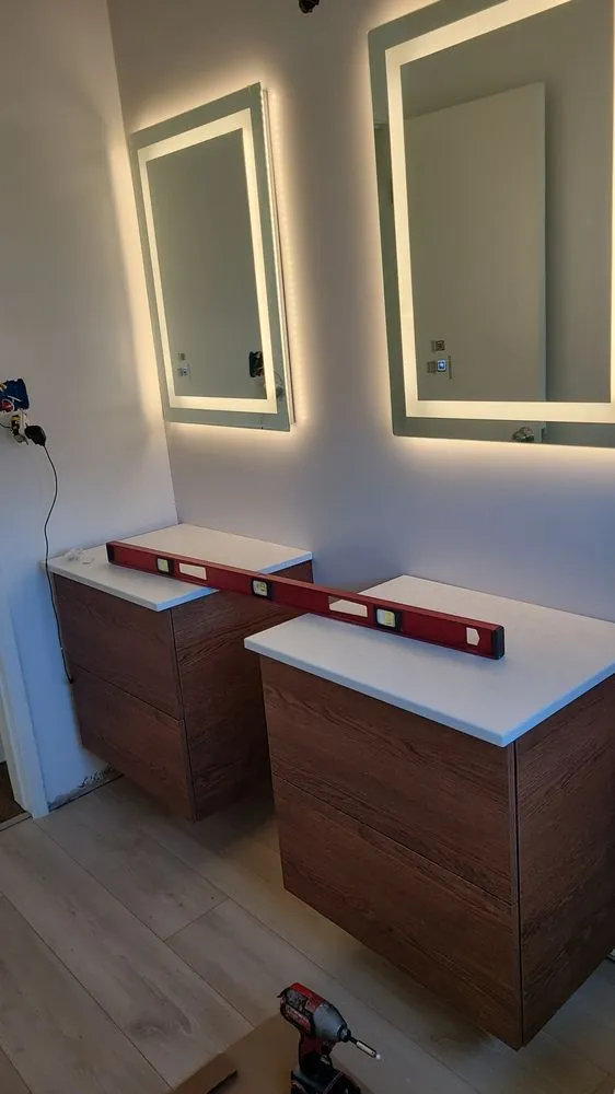 Slide of Samayoa Construction