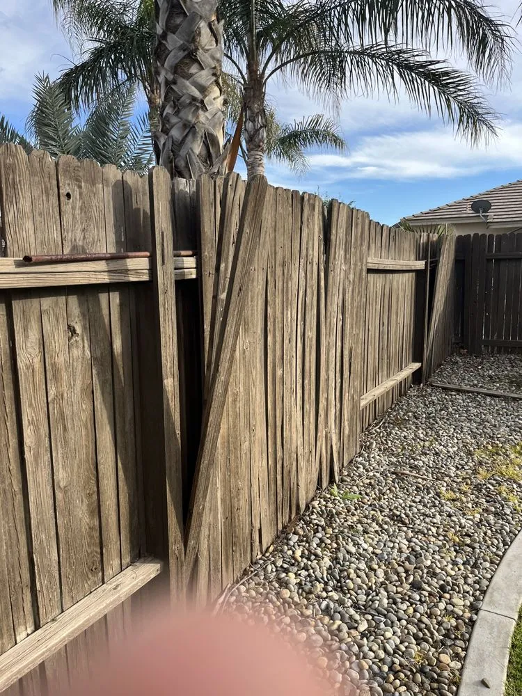 Slide of Same Day Handyman