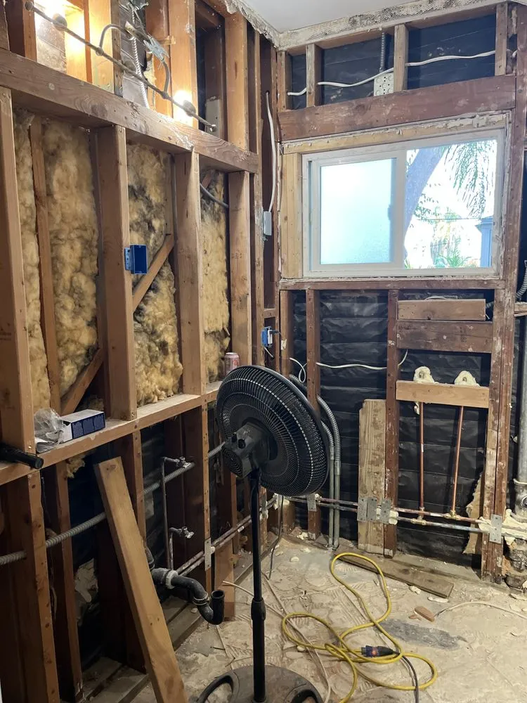 Slide of Same Day Handyman