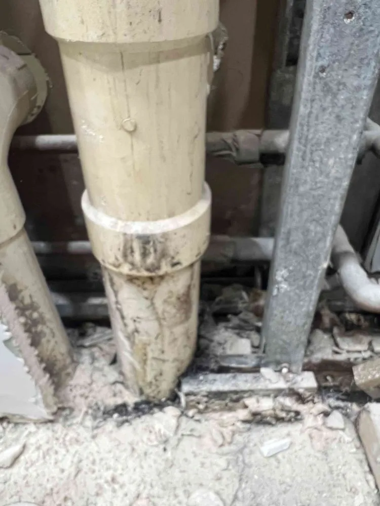 Slide of SAM'S Plumbing Pro