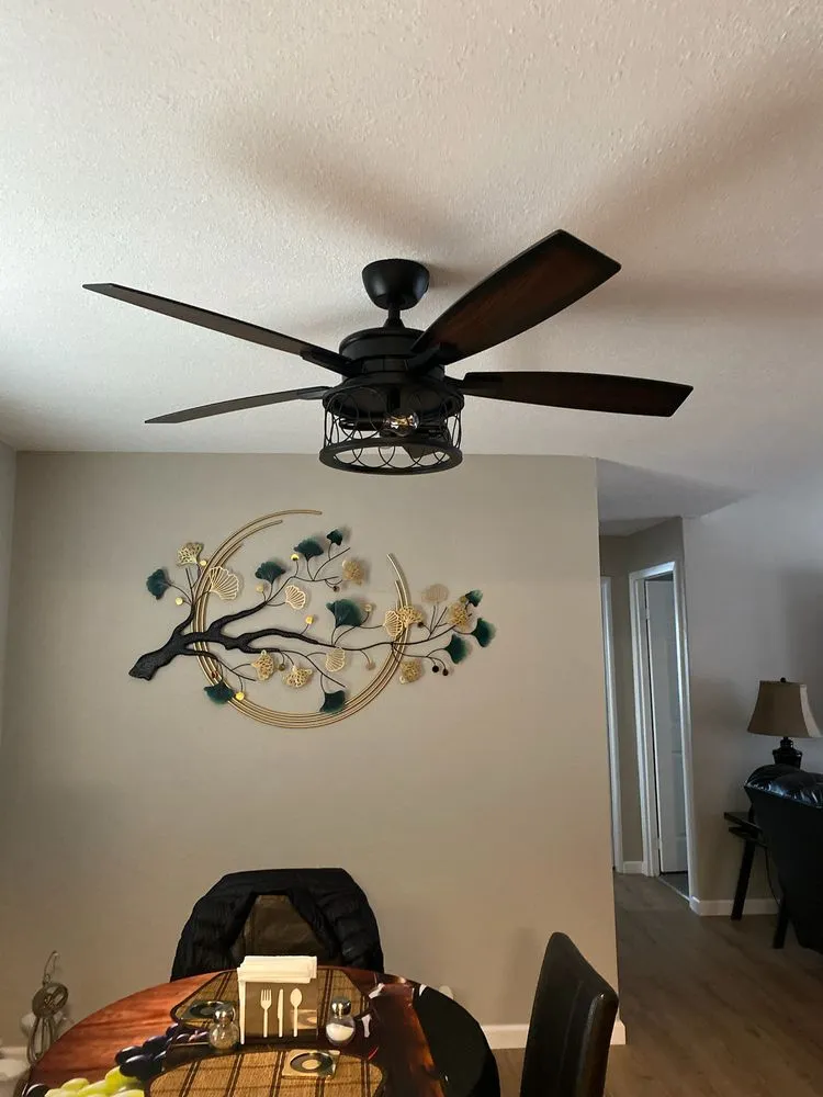 Slide of Sanchez Handyman Service