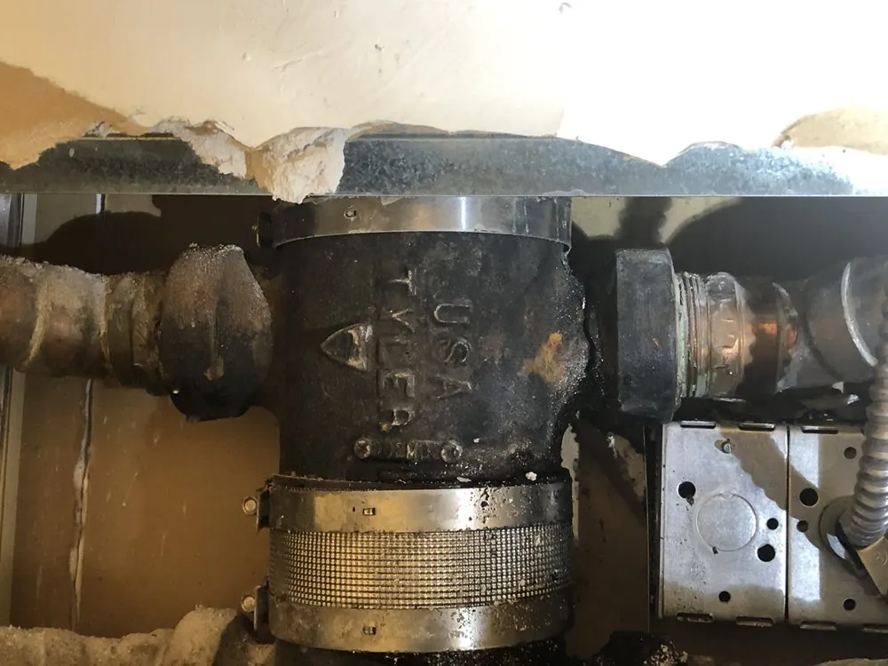 Slide of Sanders Home Renovations