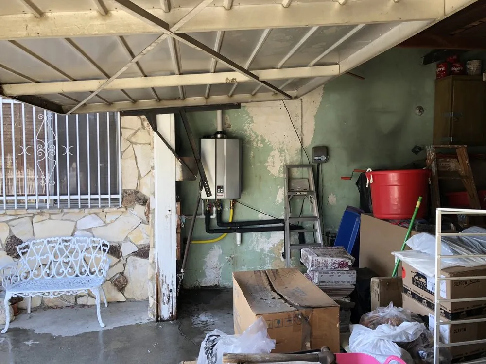 Slide of Santa Clarita Tankless Water Heaters