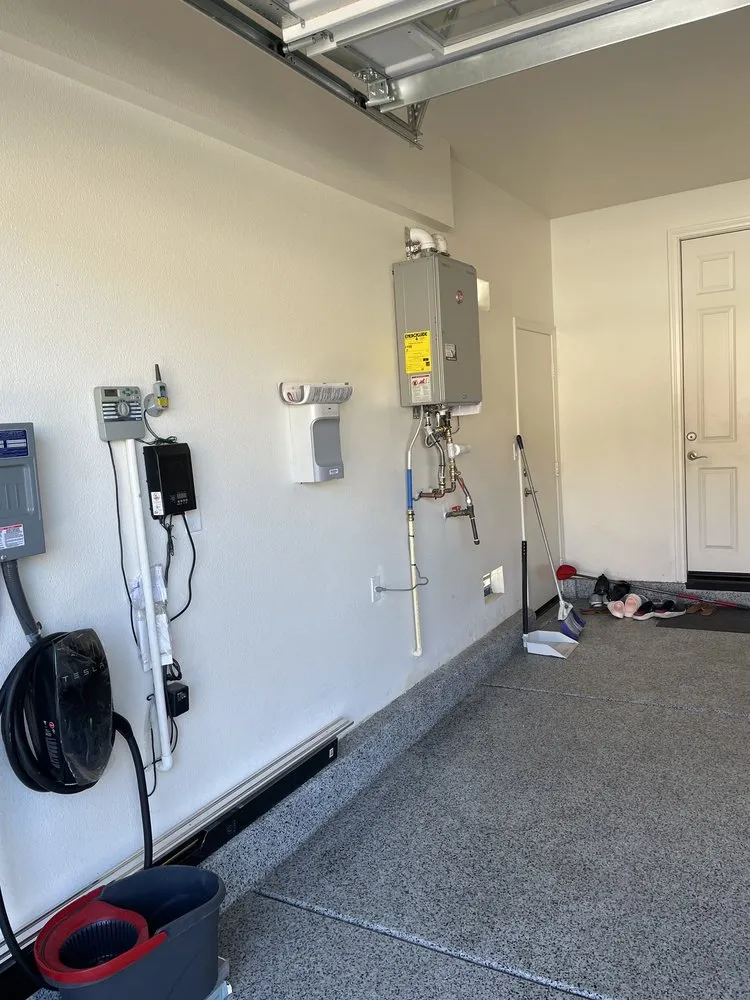 Emergency plumbing repair in Santa Clarita, CA by Santa Clarita Tankless Water Heaters