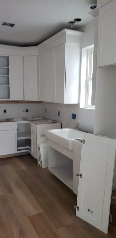 Slide of Santana construction and Landscaping