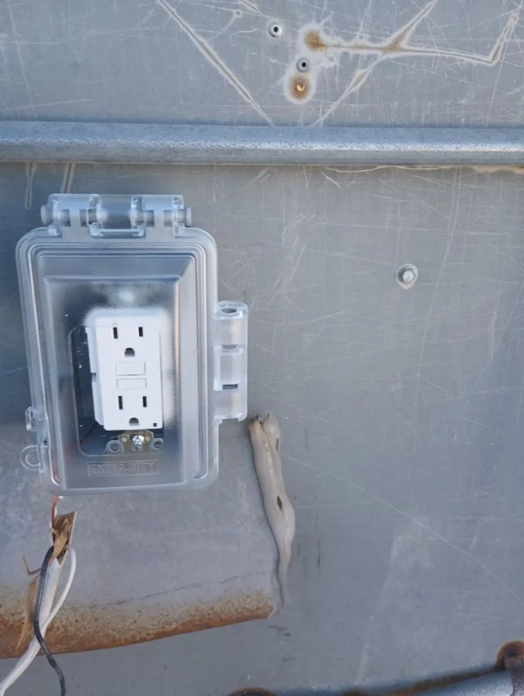 Slide of Santiago & Sons Handyman