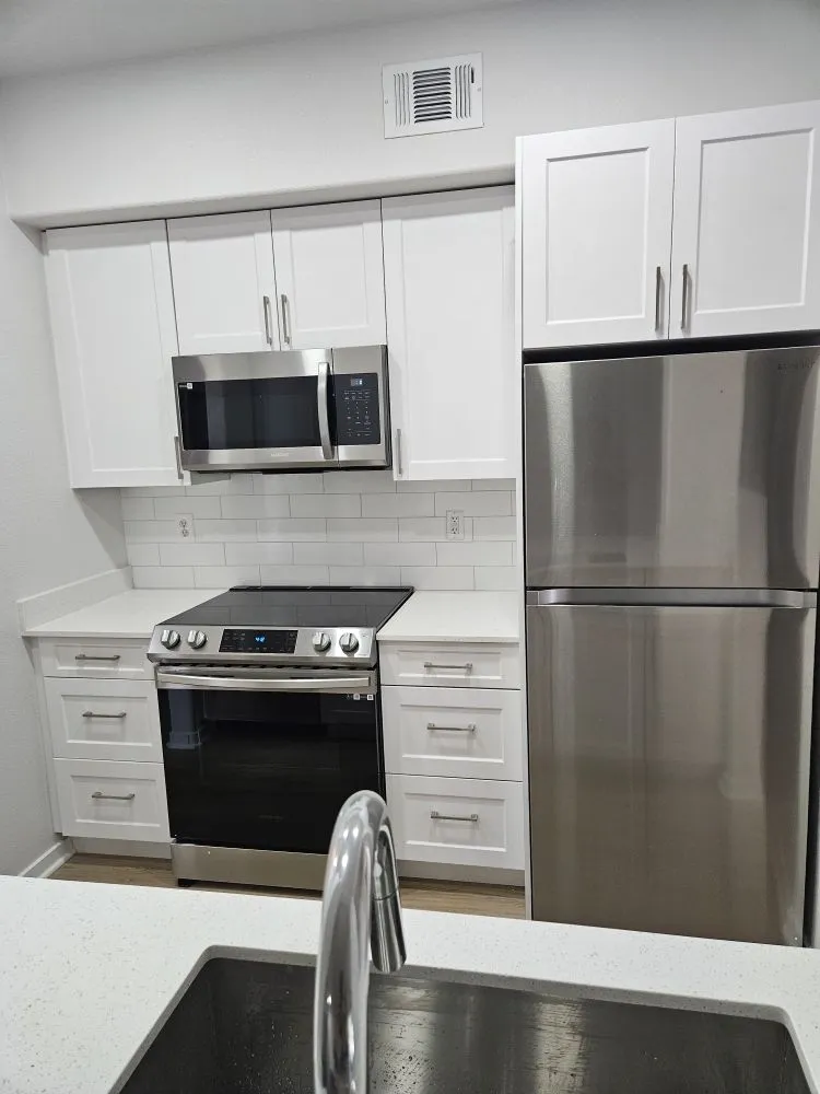 Slide of Santos Handyman Service