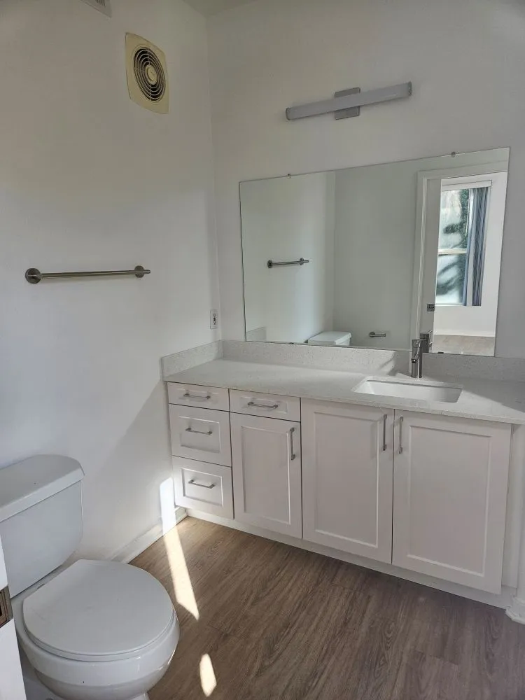 Slide of Santos Handyman Service