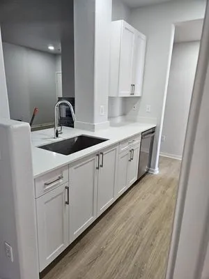 Santos Handyman Service Logo