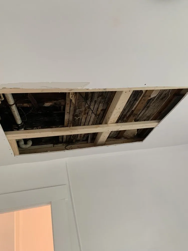 Slide of Santos Handyman Services