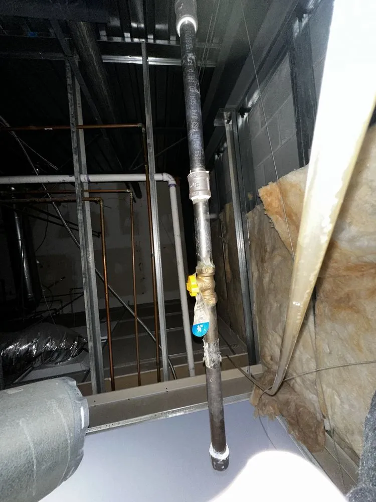 Slide of Santos Pipefitters