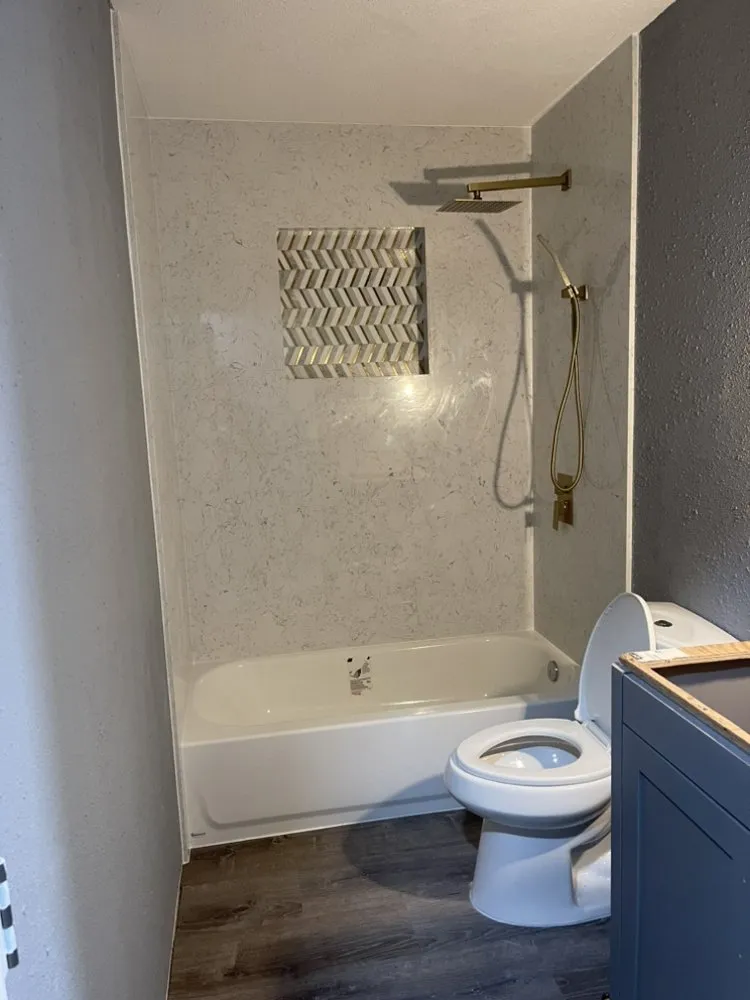 Slide of Santos Plumbing Granito