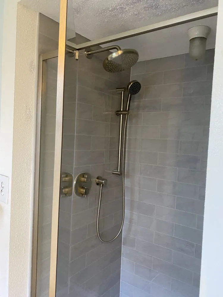 Slide of Sapphire Plumbing