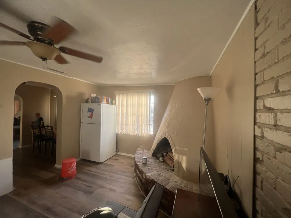 Slide of SAR Handyman