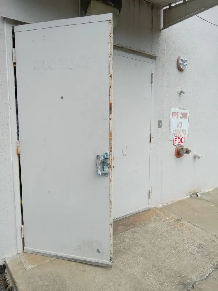 Slide of S.A.R Service and Remodeling