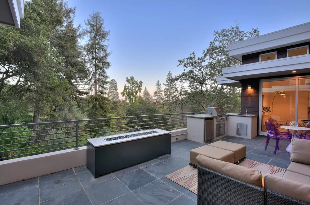 Slide of SAS Plumbing