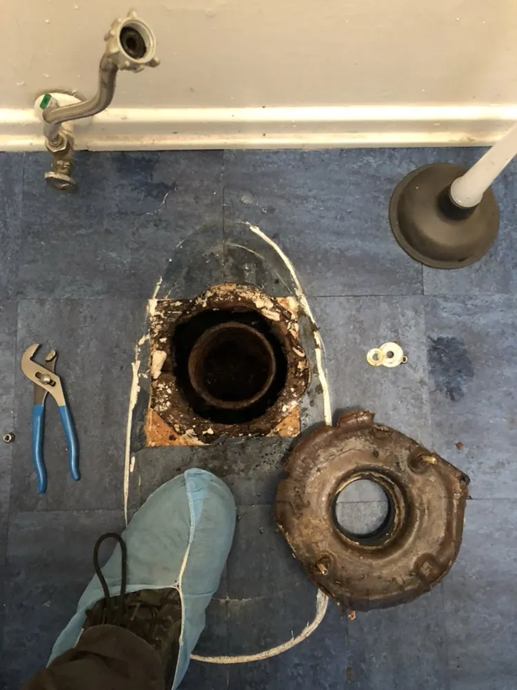 Affordable drain cleaning in Van Nuys, CA by Sav-On Plumbing & Rooter