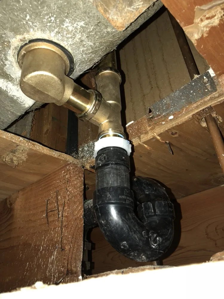 Quality emergency plumbing for homes in Van Nuys, CA by Sav-On Plumbing & Rooter