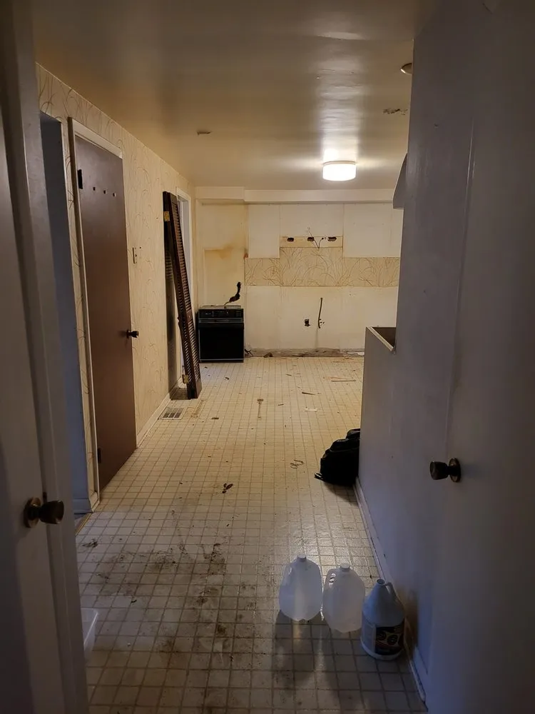 Slide of Savin Spaces Junk Removal