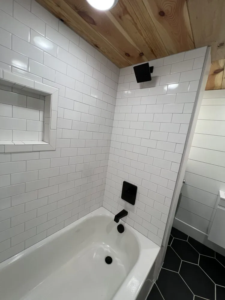 Slide of Saylor Tsangarides Construction