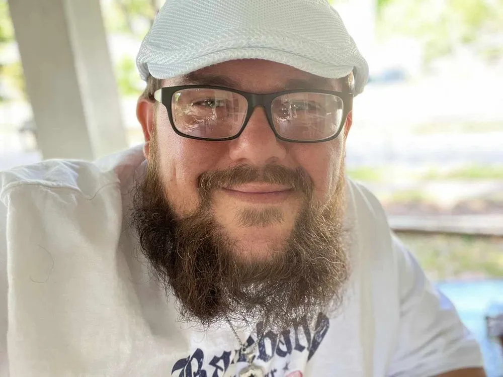 Slide of Scott Davis Handyman and Lawn Care