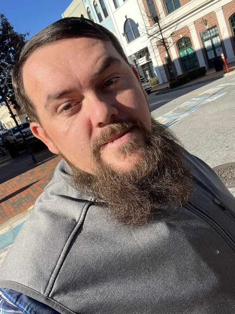 Slide of Scott Davis Handyman and Lawn Care