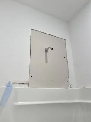 Second Too Nunn Logo