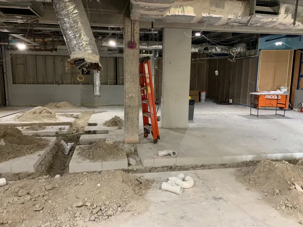 Slide of Selenis Construction