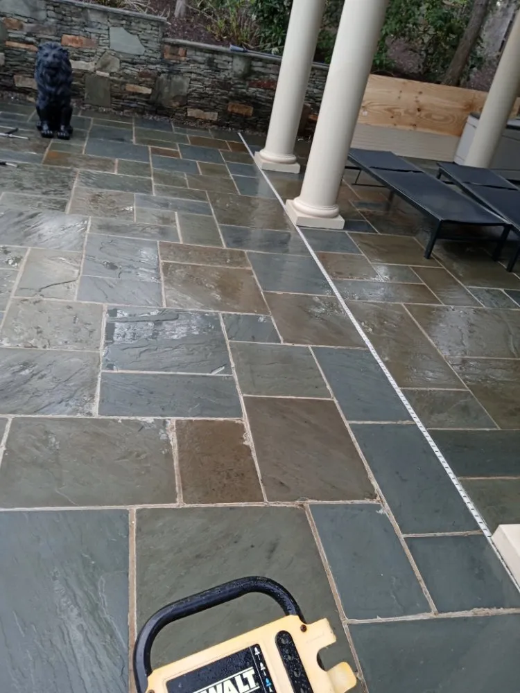 Slide of Sellers Handyman Service