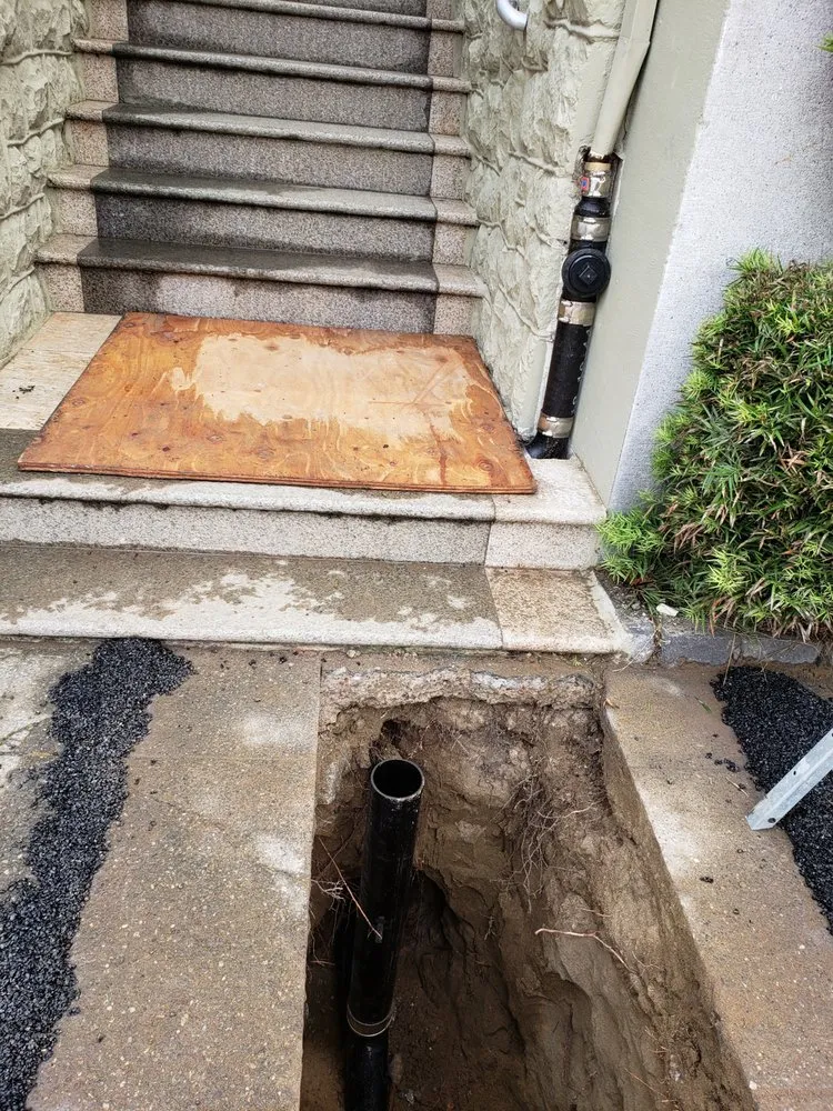 Slide of Selvin Plumbing And Rooter