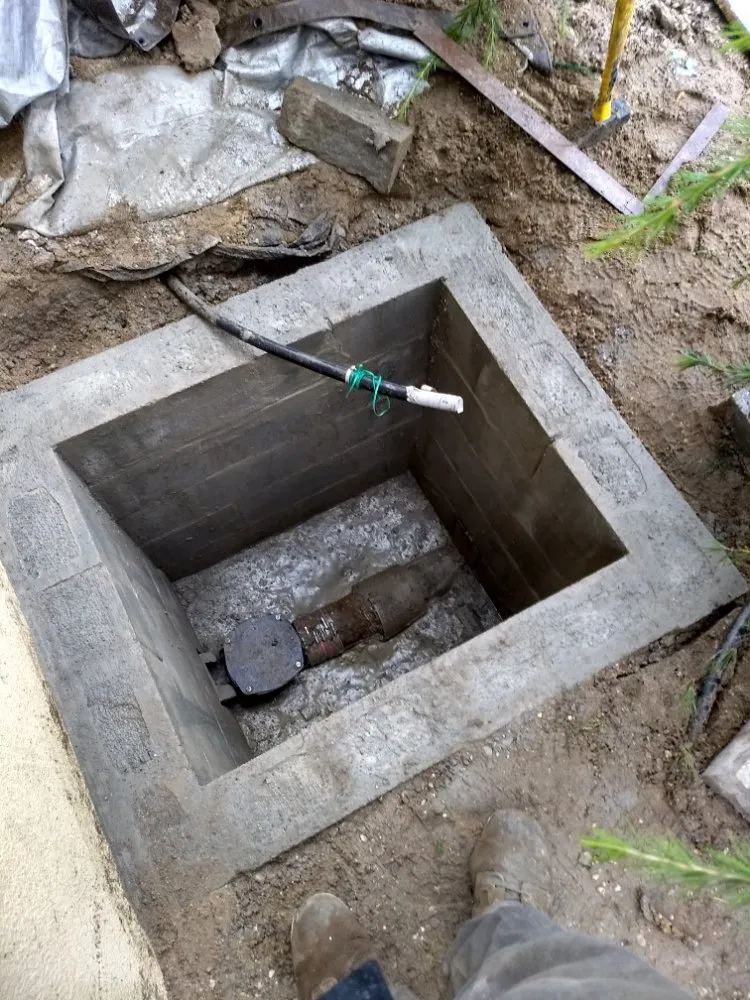 Slide of Semper Fi Contracting