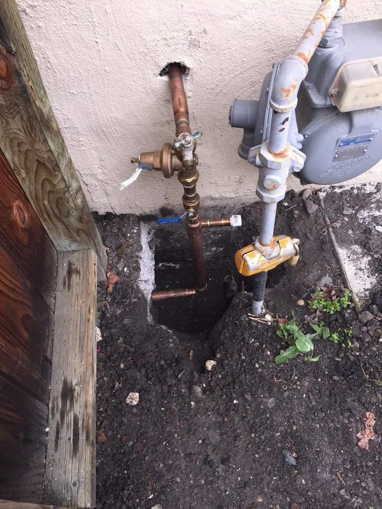 Expert pipe repair for homes in San Martin, CA by Señor Rooter Plumbing