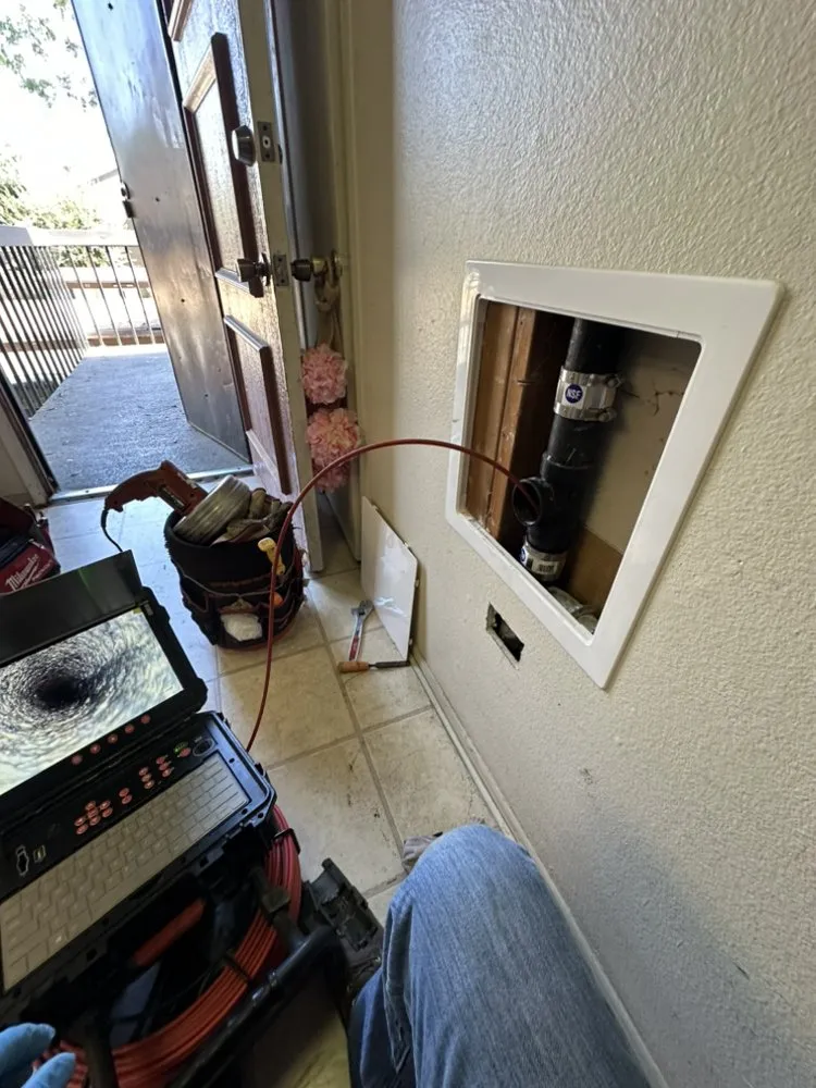 Slide of Ser Plumbing