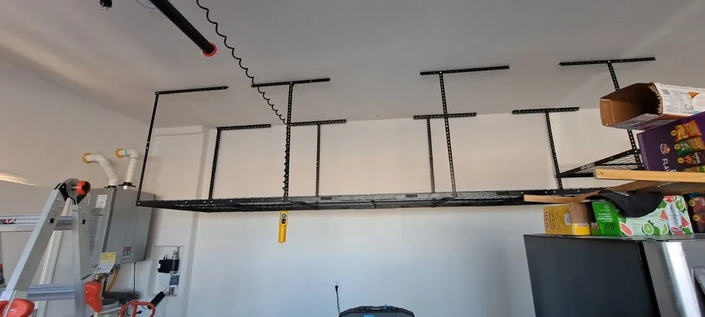 Slide of Serg Handyman