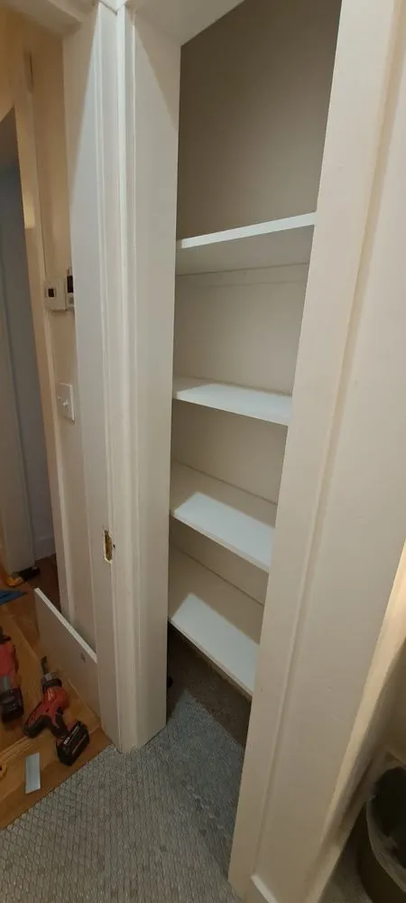 Slide of Serg Handyman