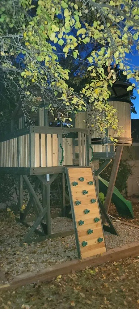 Slide of Serg Handyman