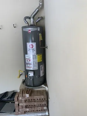 Sergio Aranda Plumbing Logo